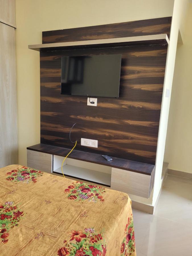 Guest house Rv Backpackers Bangalore